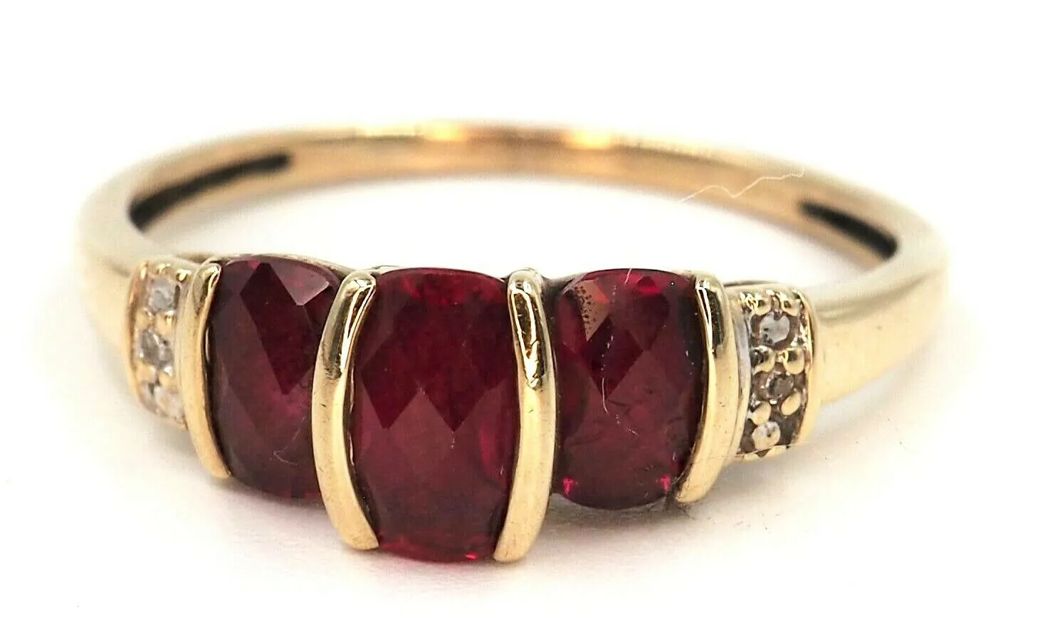 9ct Yellow Gold Ruby Ring