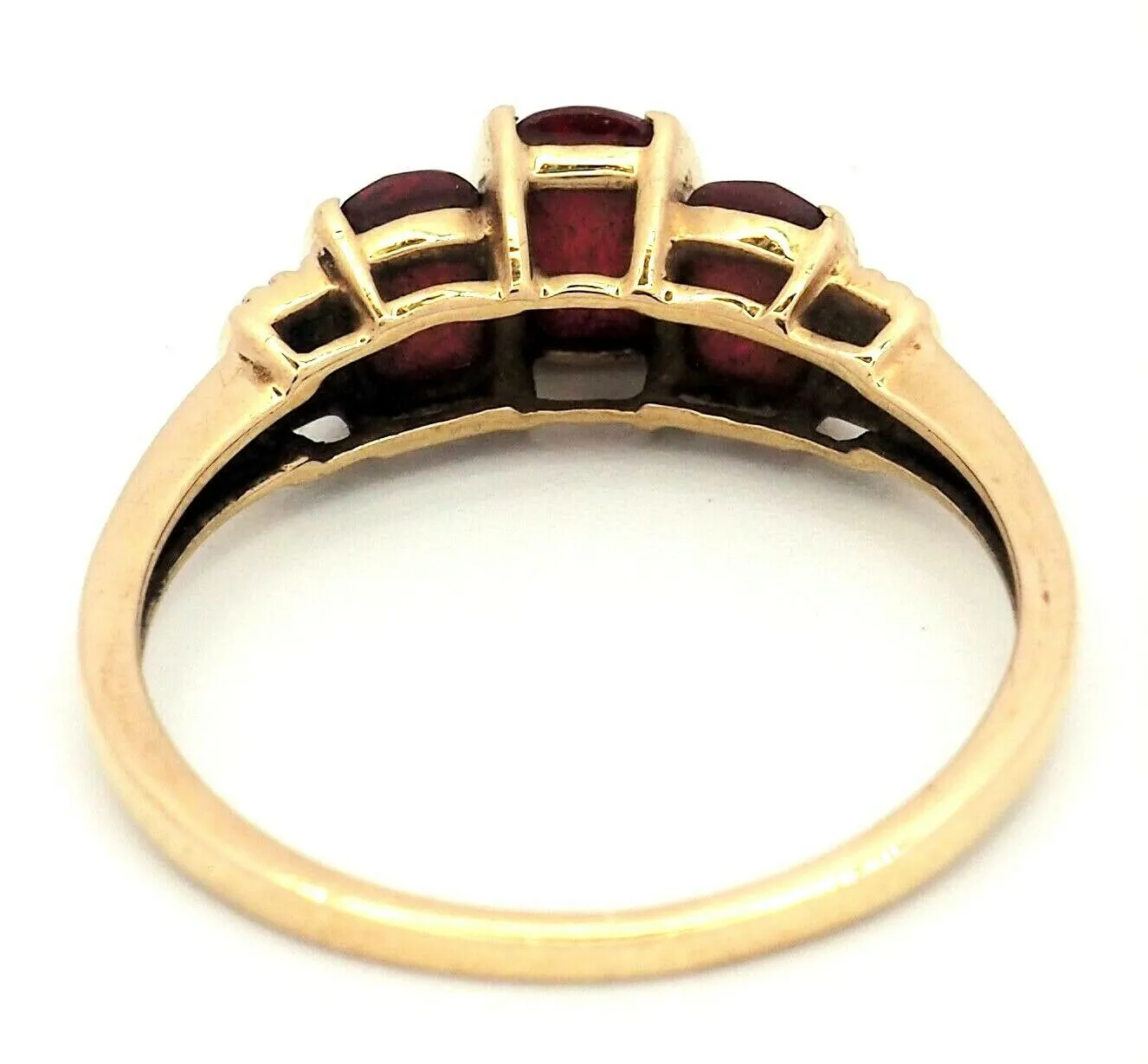 9ct Yellow Gold Ruby Ring