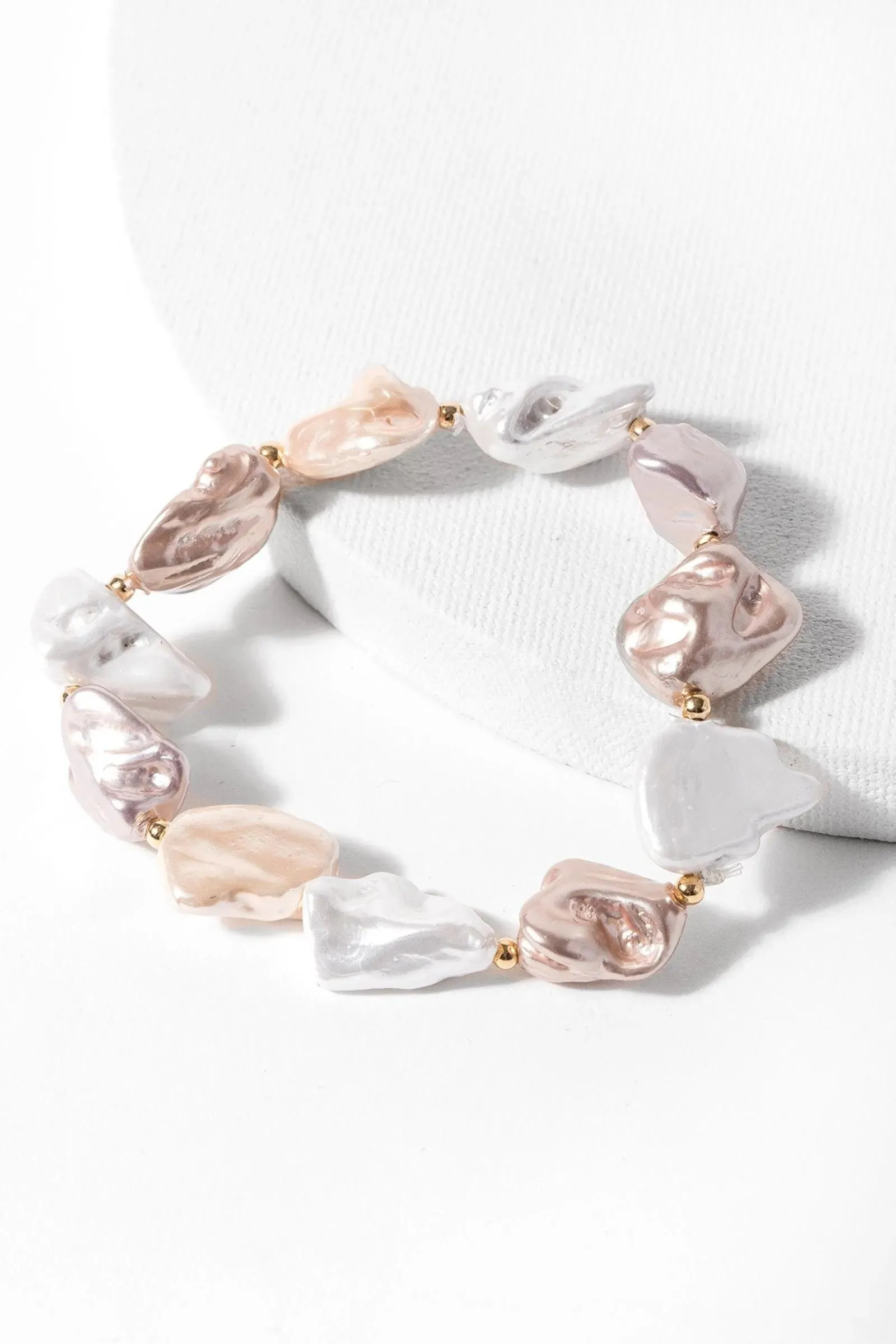 Amelia Pearl Bracelet