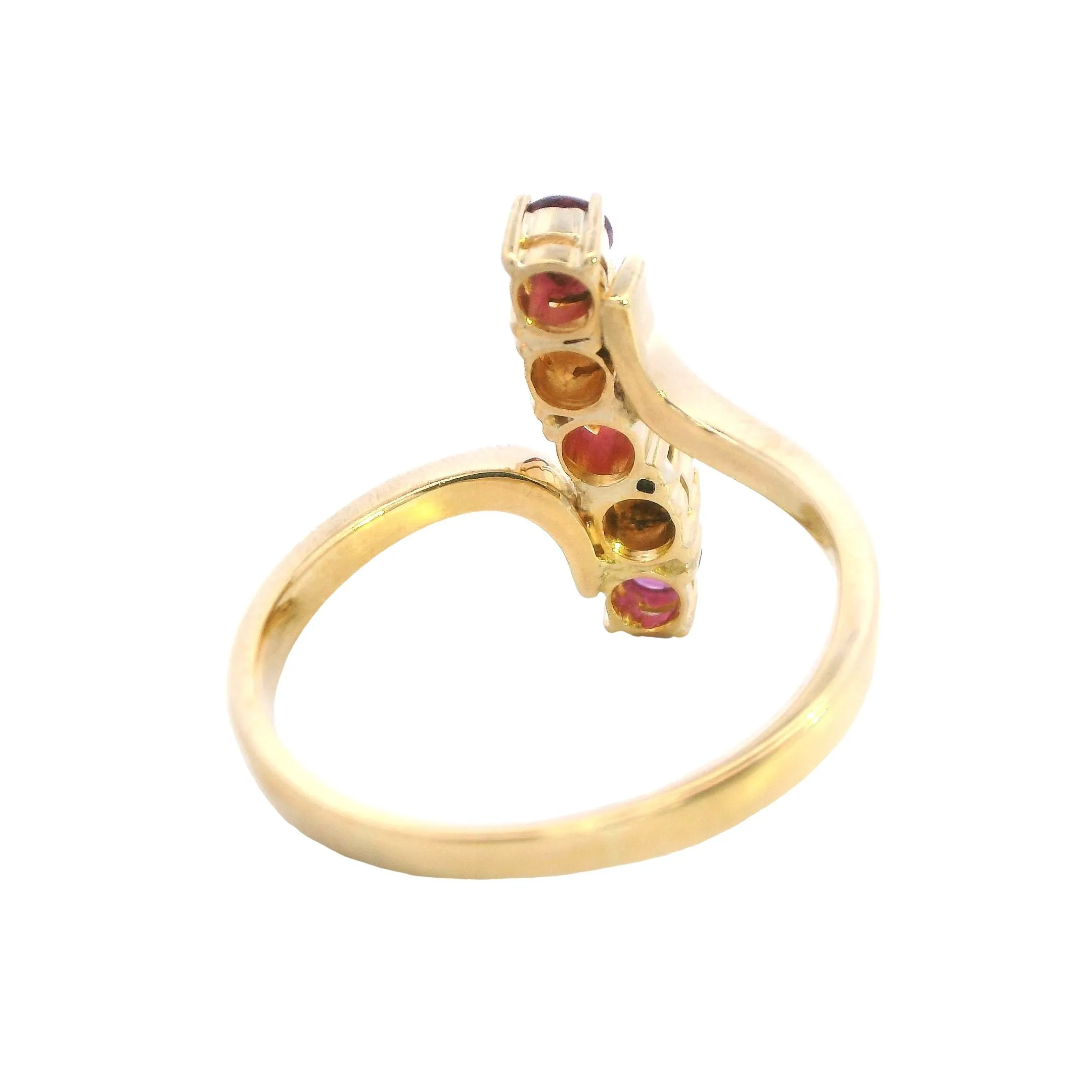 Captivating 18ct Yellow Gold Ruby & Diamond Wave Ring