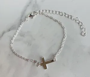 Cross bracelet • Silver • Adjustable with extender