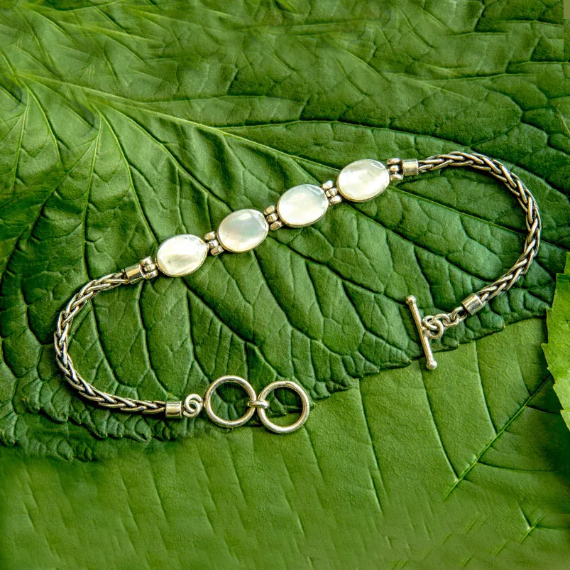 Desa Bracelet, Mother of Pearl - Sterling Silver, Indonesia