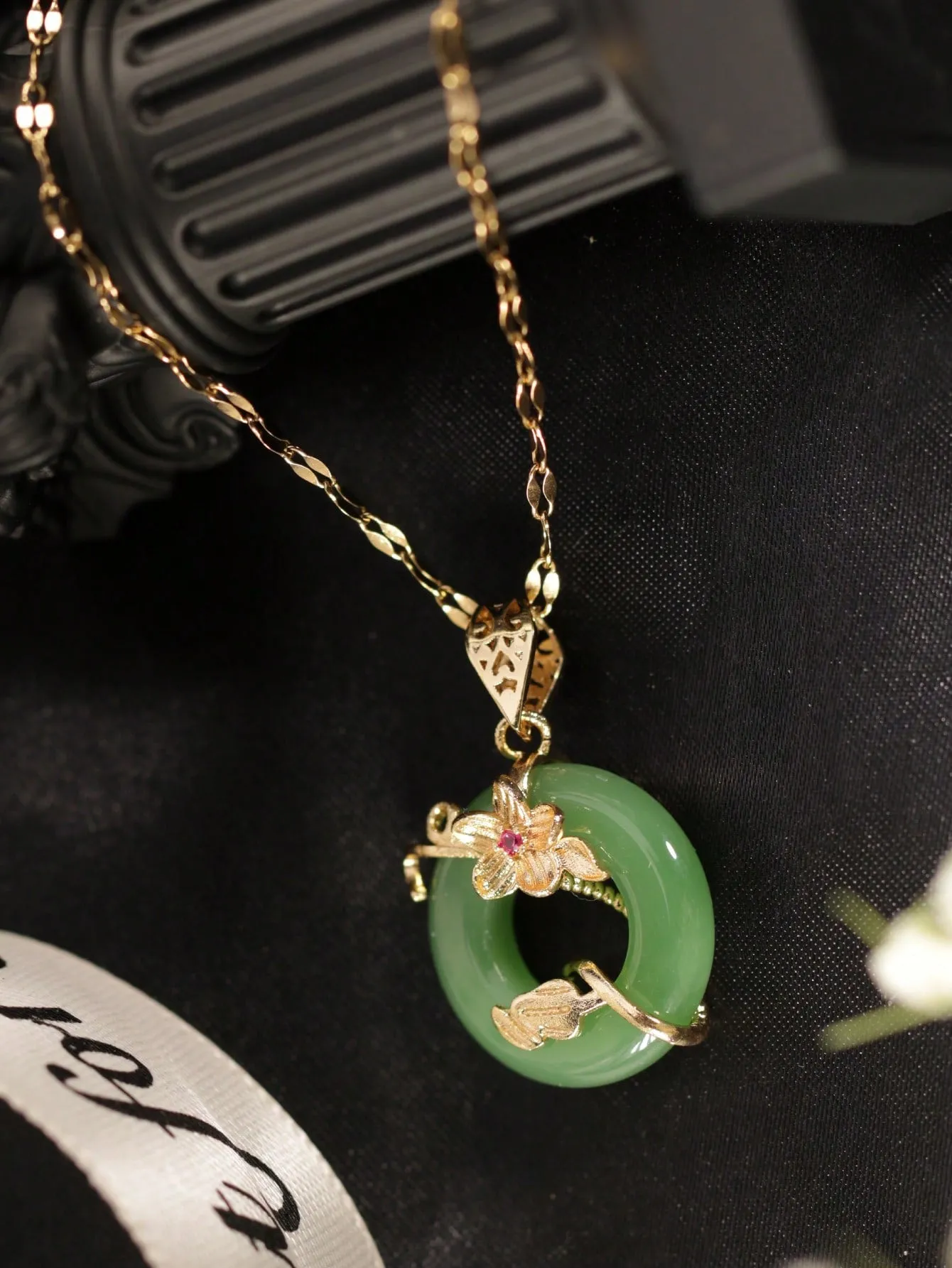 Green Peace Buckle Necklace Flower Ring Micro-Paved Light Niche Green Jade Lotus