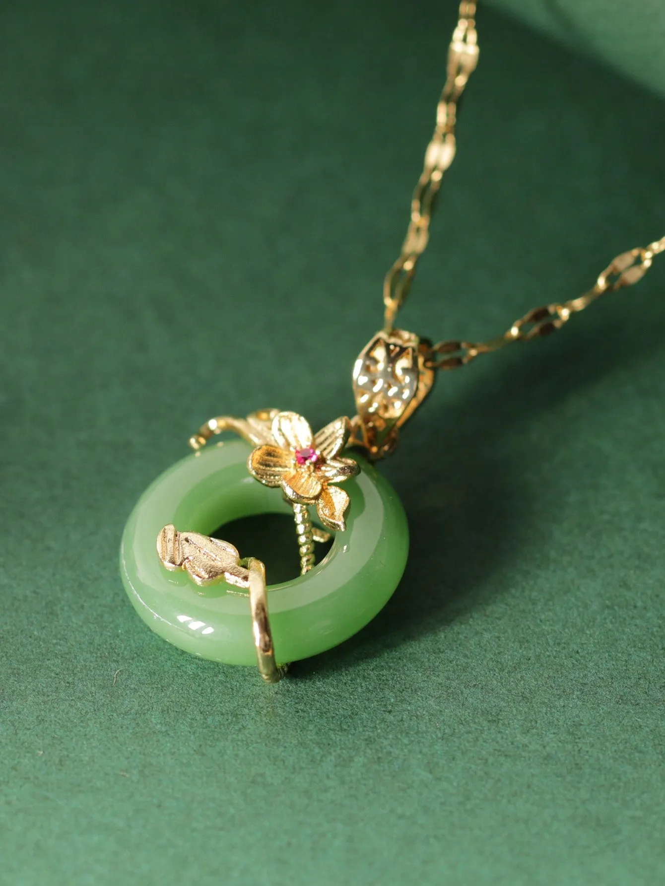 Green Peace Buckle Necklace Flower Ring Micro-Paved Light Niche Green Jade Lotus