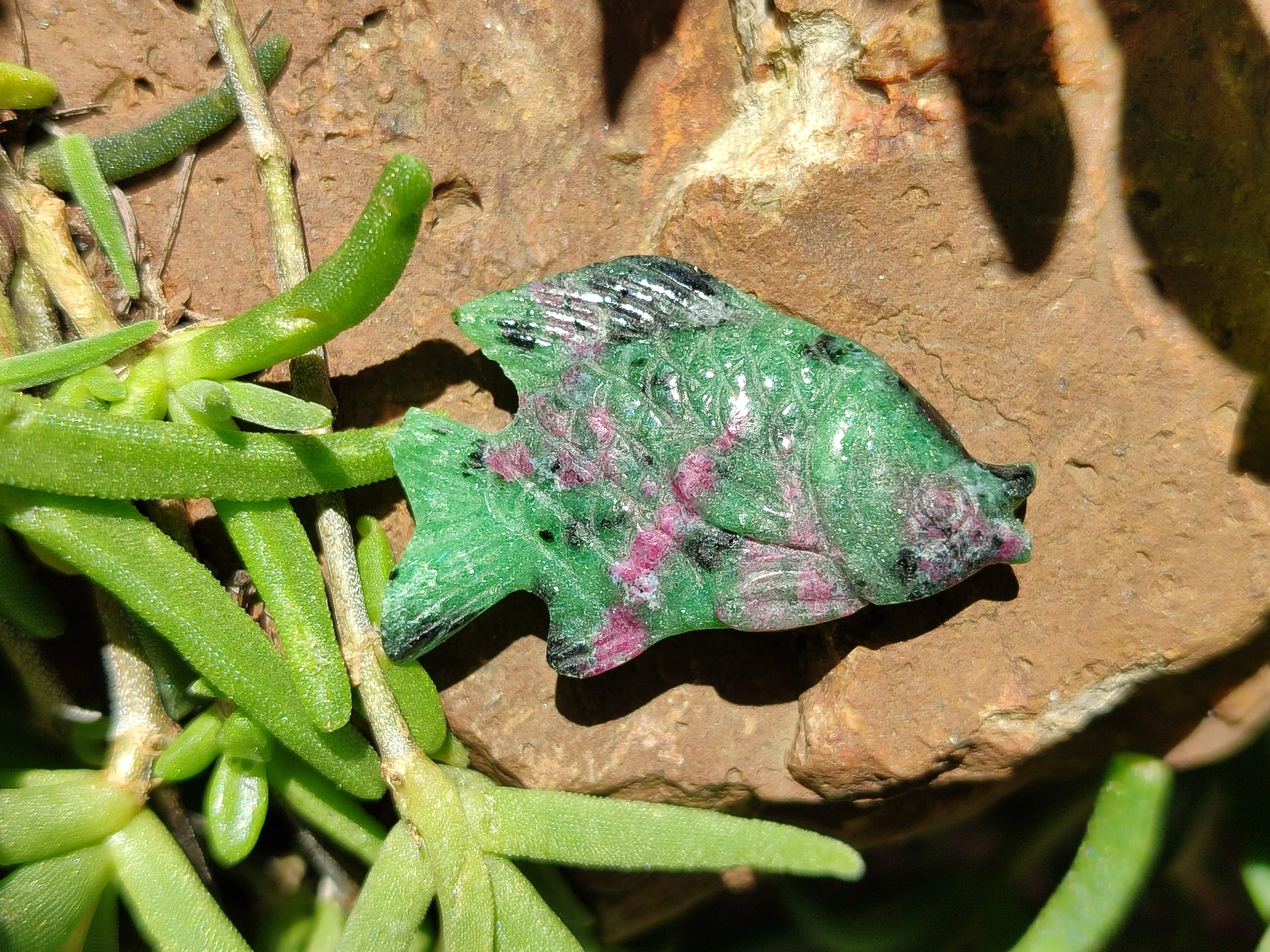 Hand Made Rare Small Fluorescent Ruby Zoisite Fish Carvings - Sold Per Item - From Tanzania