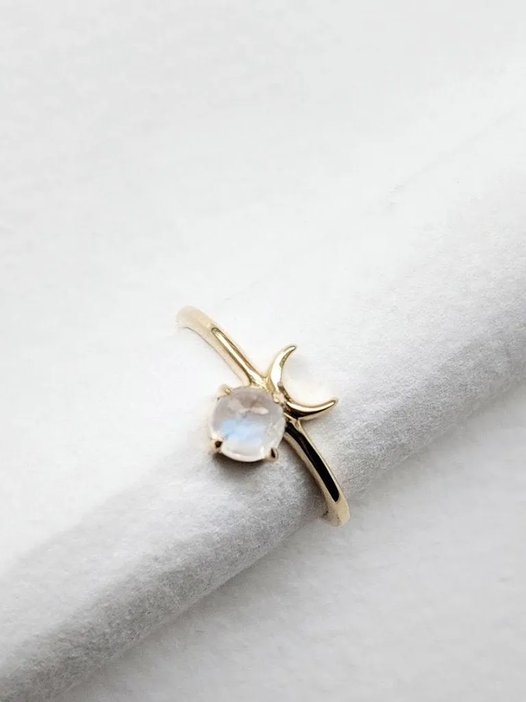 Little Gold Artemis Ring (Rainbow Moonstone)