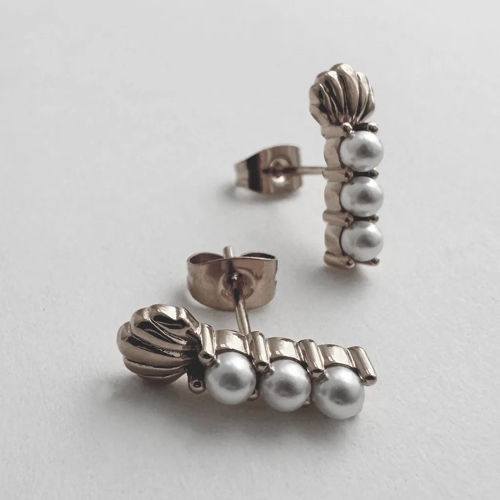 Mariana Pearl Earrings