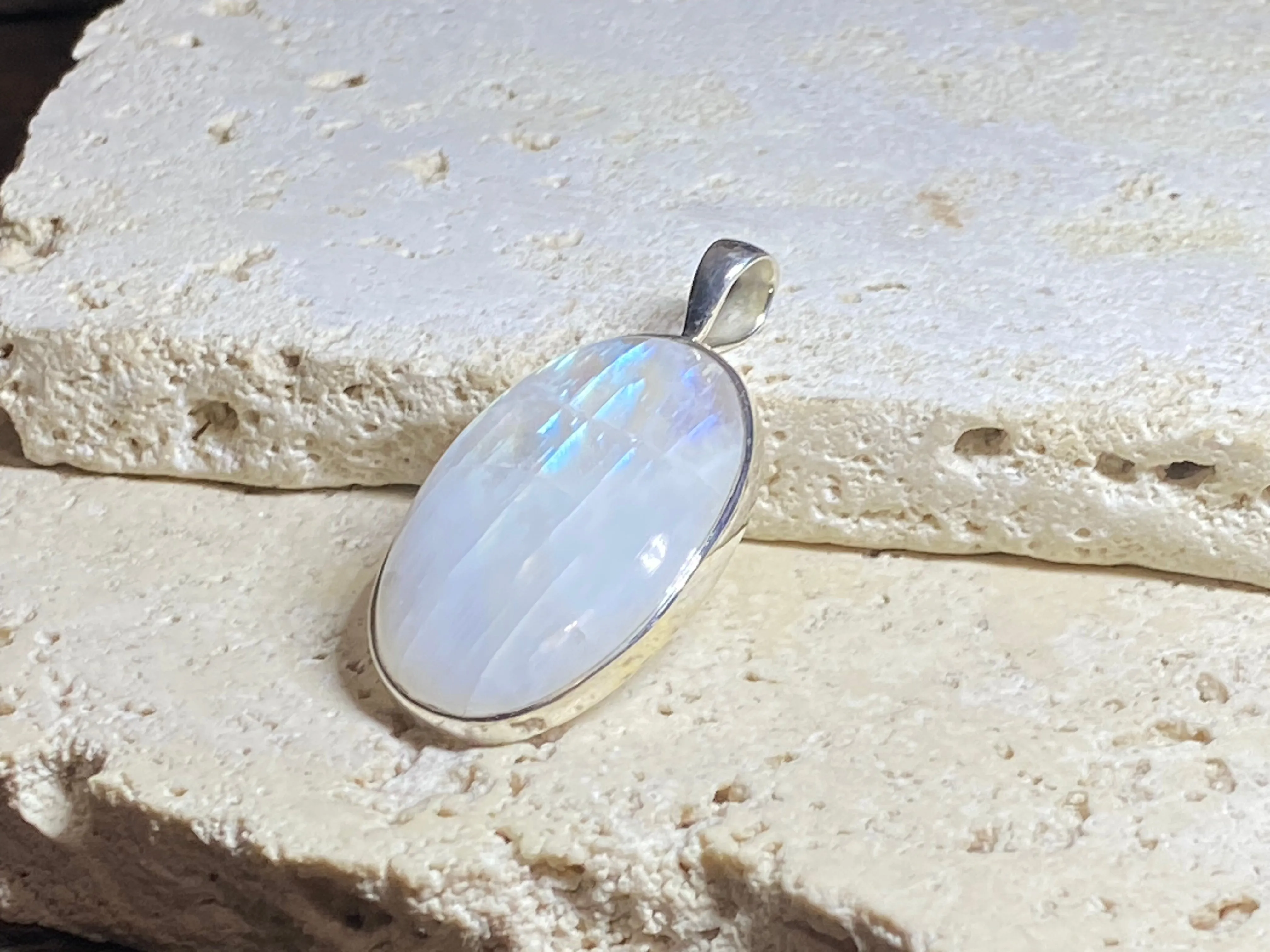 Oval Rainbow Moonstone Pendant