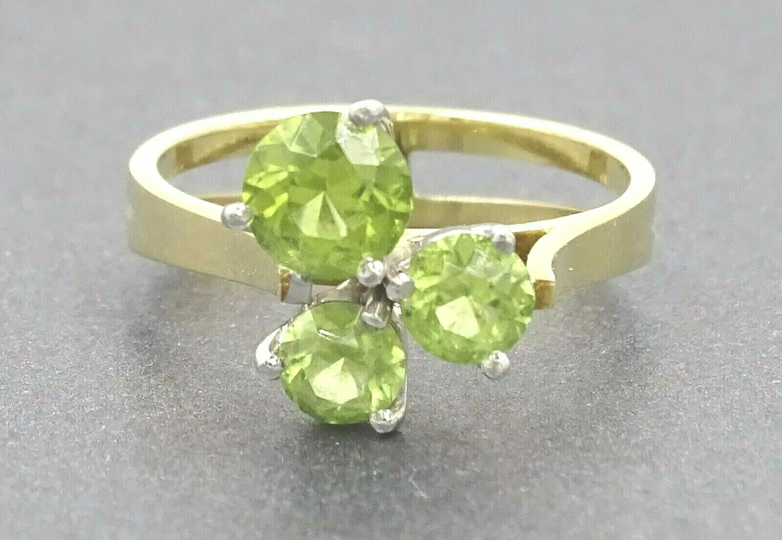 Peridot 18ct Yellow & White Gold Ring