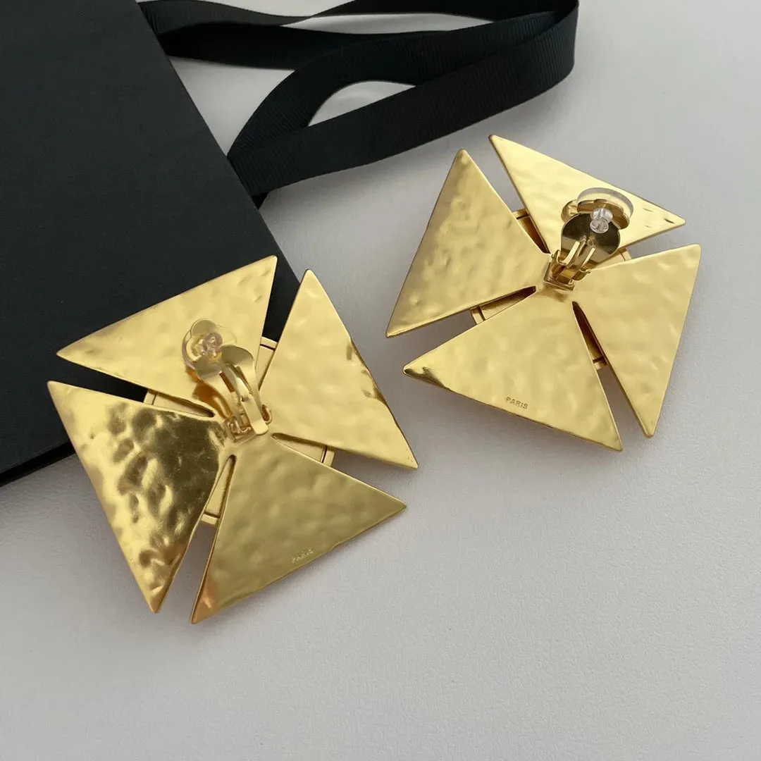 Pre Order:  24KGold-Plated Pearl Large Square Clip Earrings