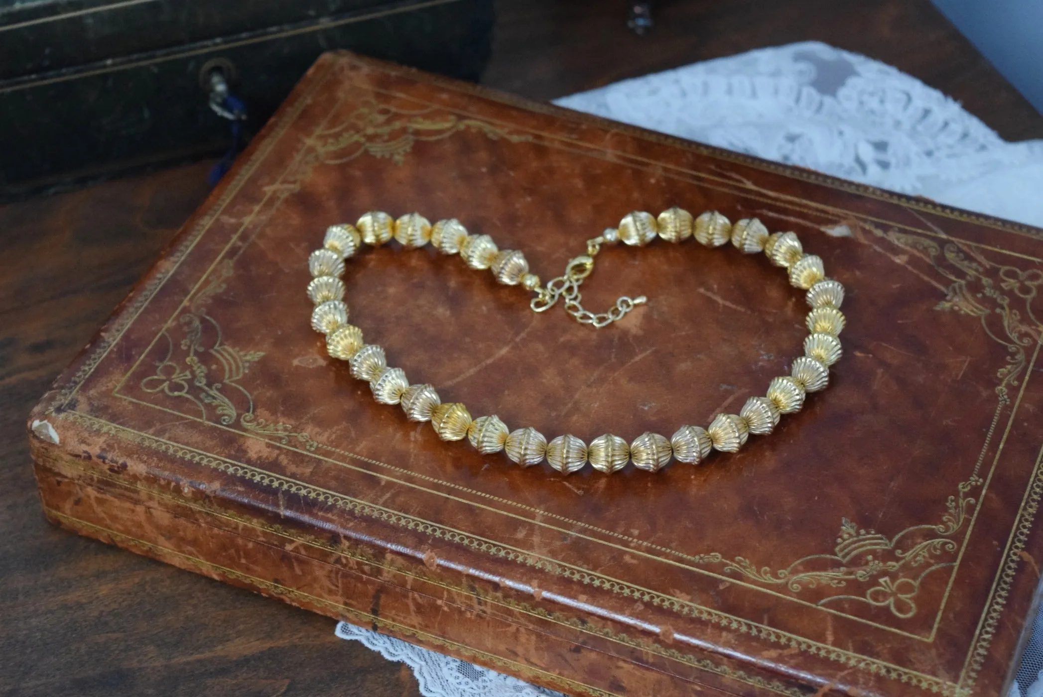 Renaissance Golden Fluted Bead Necklace