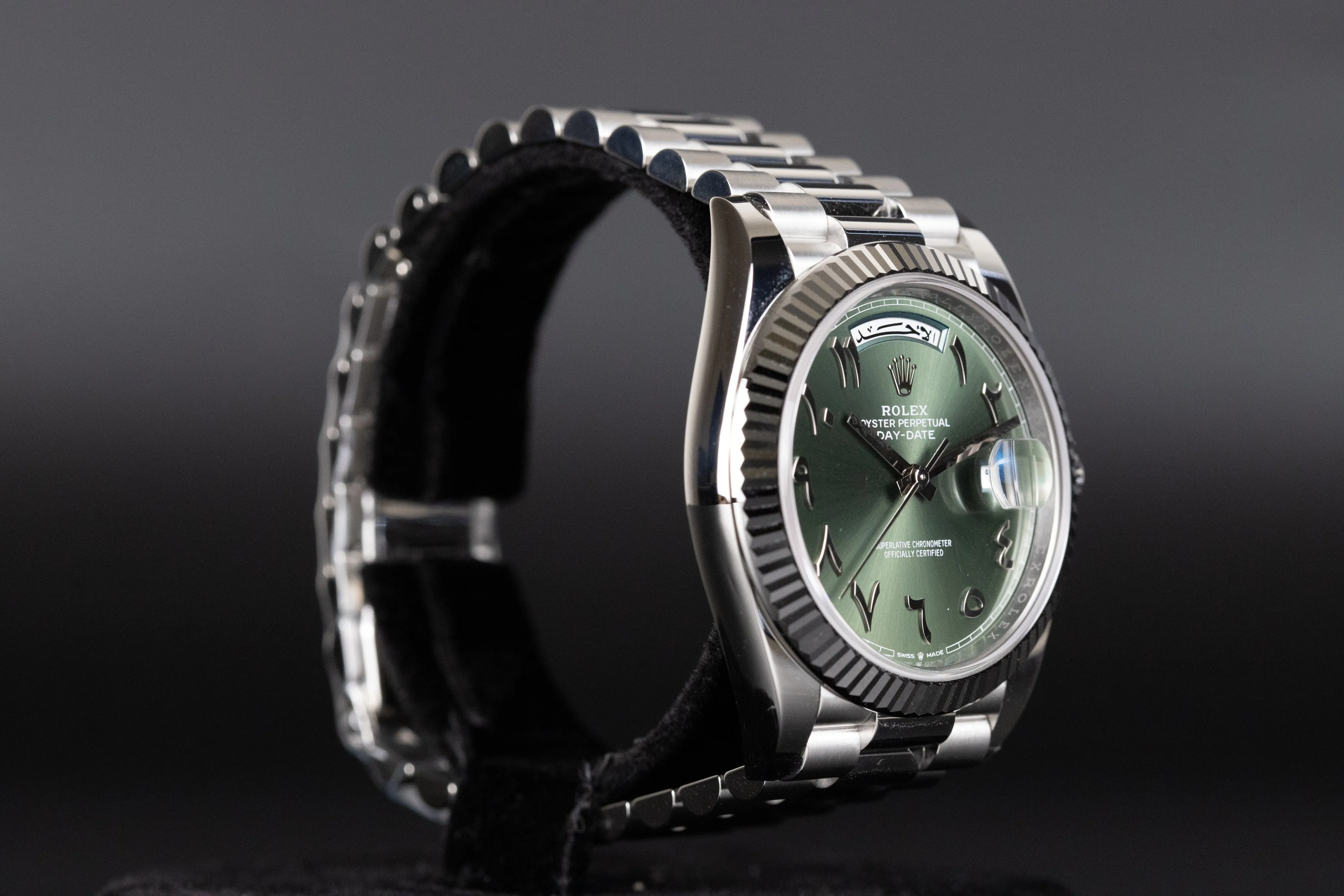 Rolex<br>228236 DayDate 40 Olive Green Hindi Arabic Dial