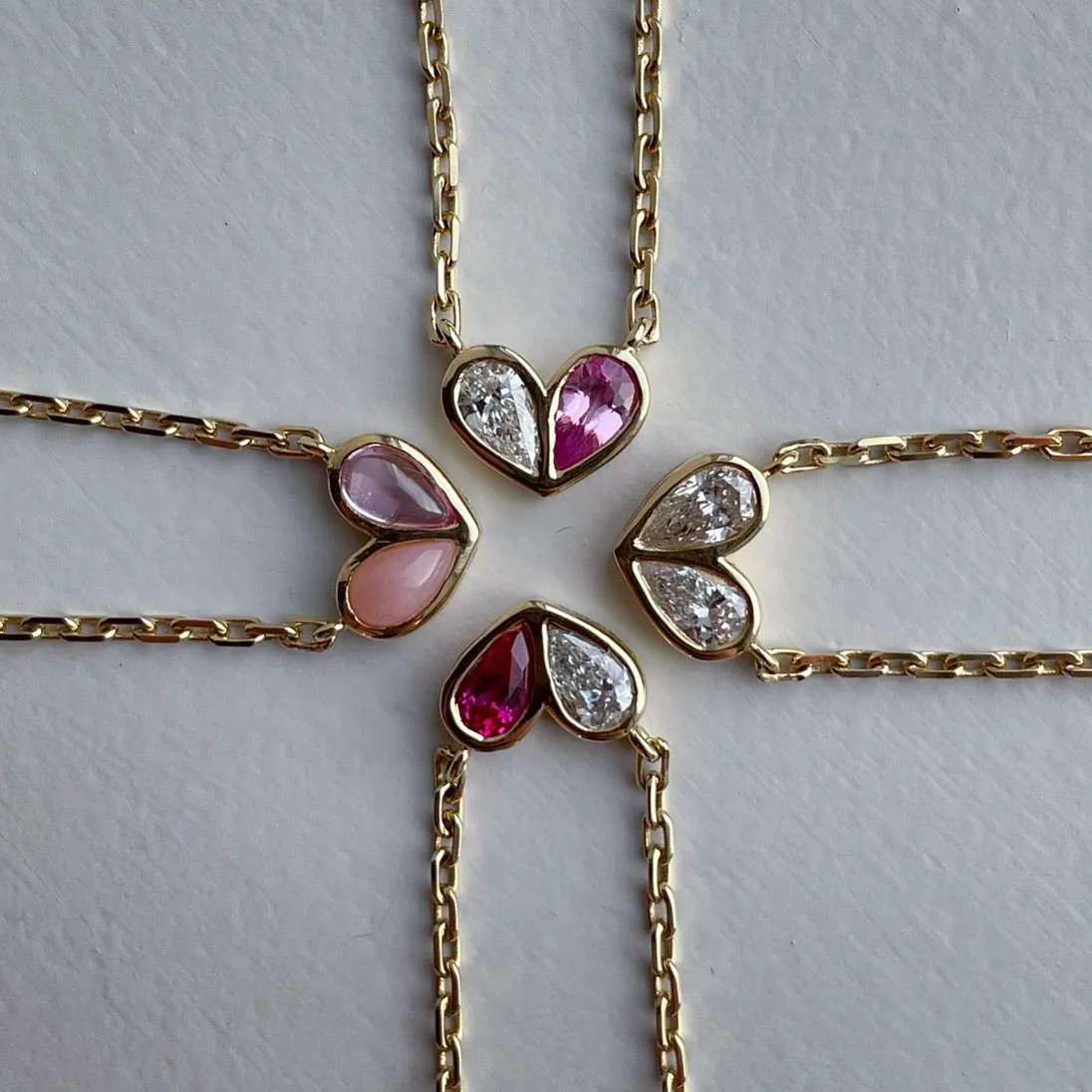 Sweetheart Necklace Diamond & Light Pink Sapphire