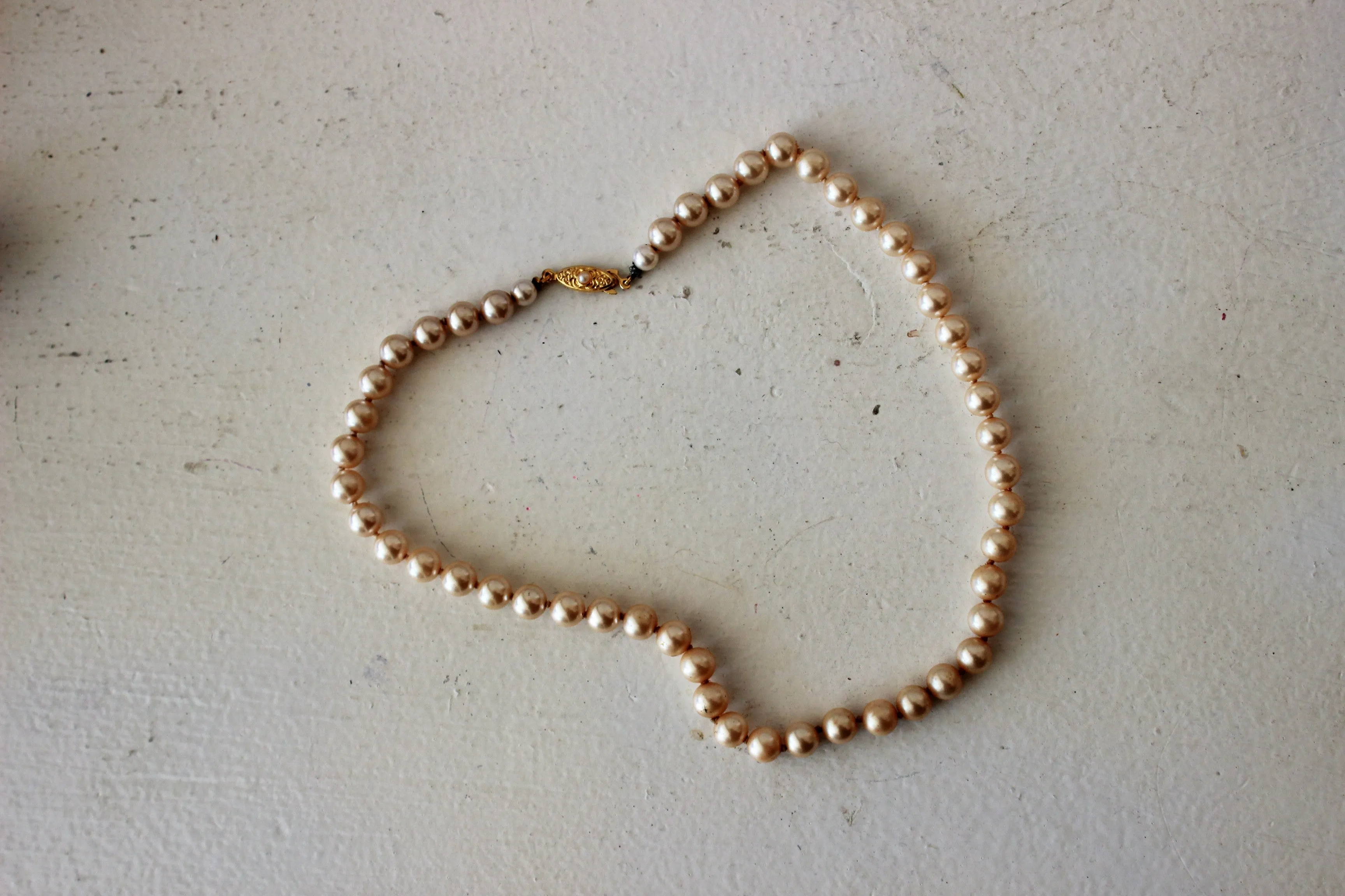 Vintage 1950s Faux Pearl Necklace